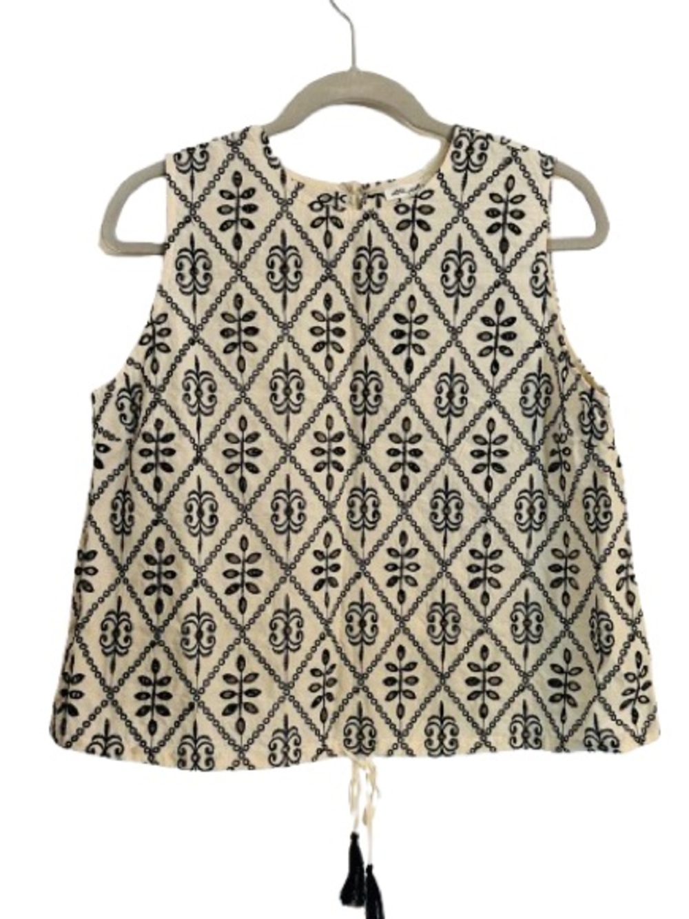 Eyelet Top, Embroidered, Boho Style (size large, cream/black)
